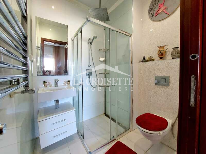 Appartement S+3 à La Soukra